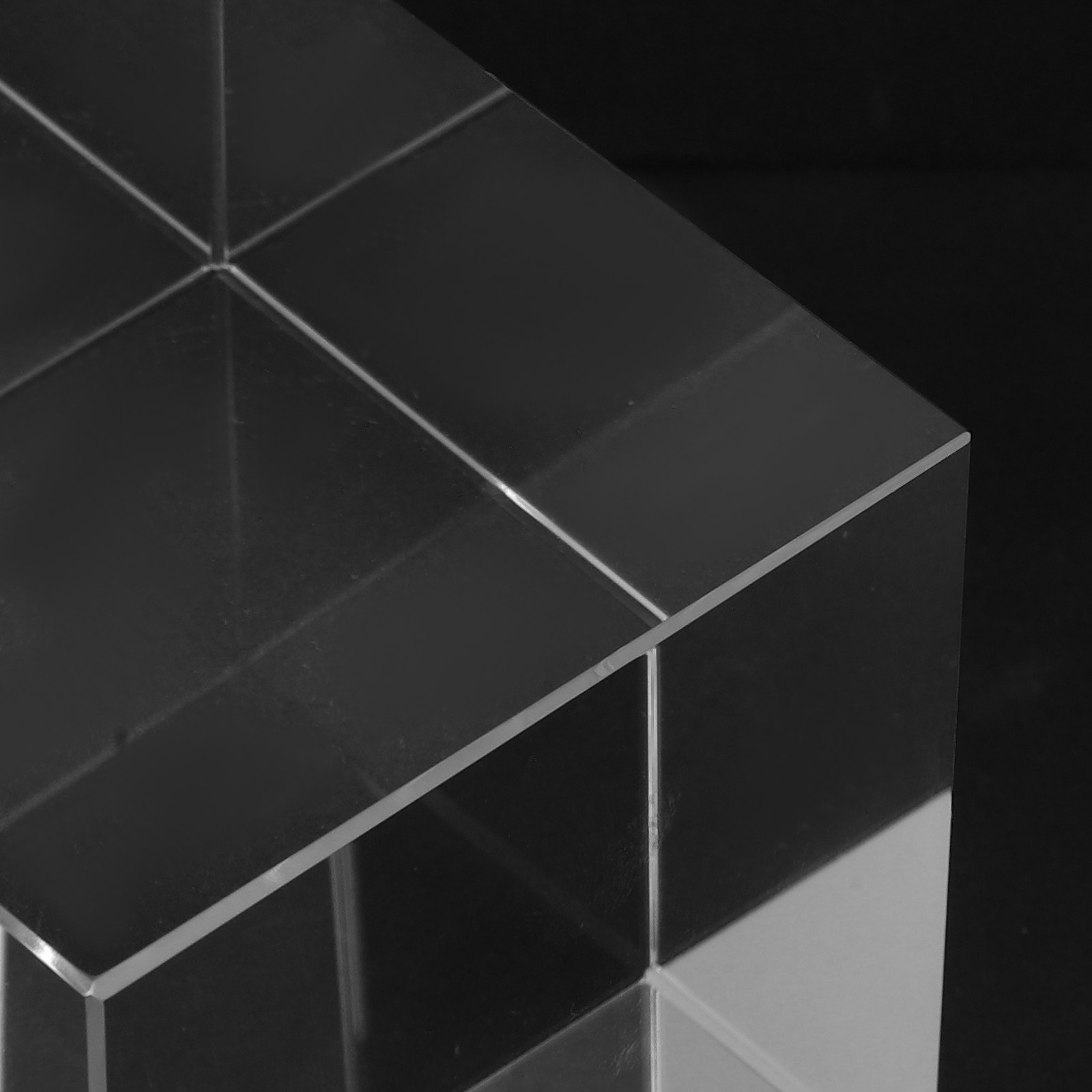 Square Crystal Paperweight Cle - đánh giá và giá Book Weight Glass